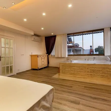 Casa Bonita, Luxury With Pool And Jacuzzi. Villa Belek